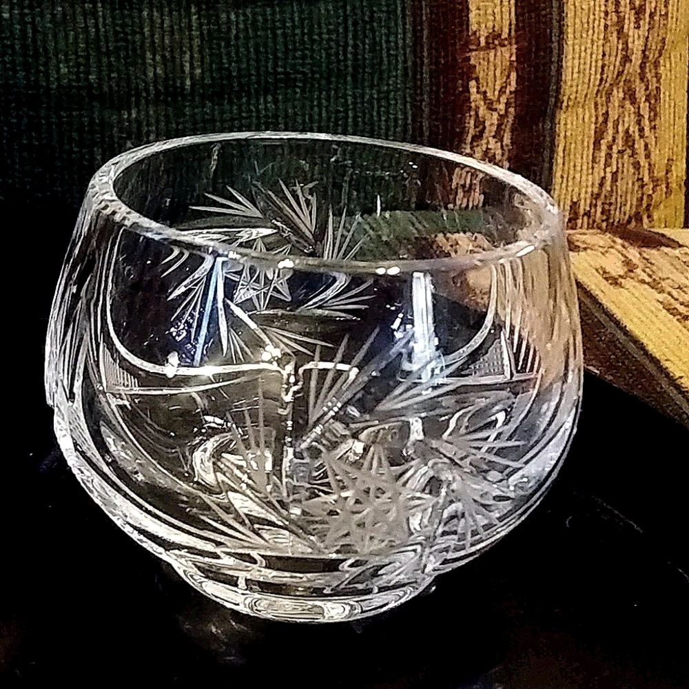 Crystal bowl beauty